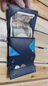abrAsusの「薄い財布」