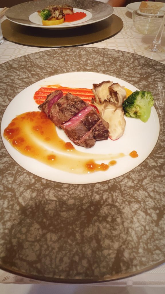 奥村邸のある日のメイン(肉)